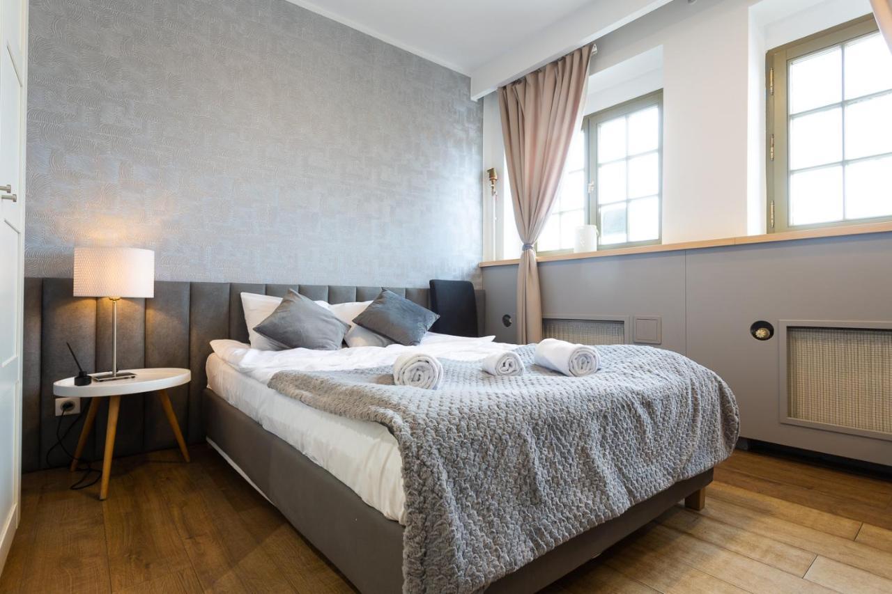 Moon Aparthotel *